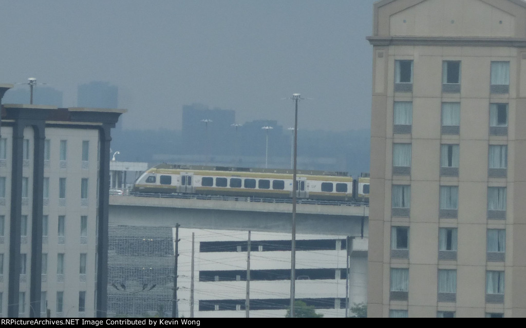 UP Express "A" unit DMU 1006